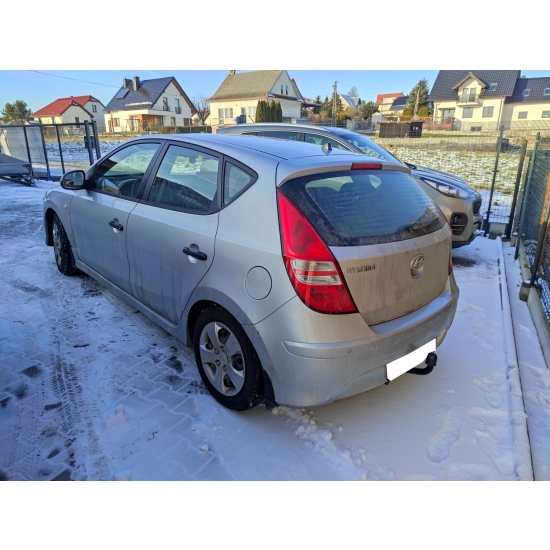 Hak holowniczy <b>Hyundai i30 hatchback</b> (09.2007r. - 02.2012r.) <br /> Kia Ceed I hatchback (01.2007r. - 12.2012r.)